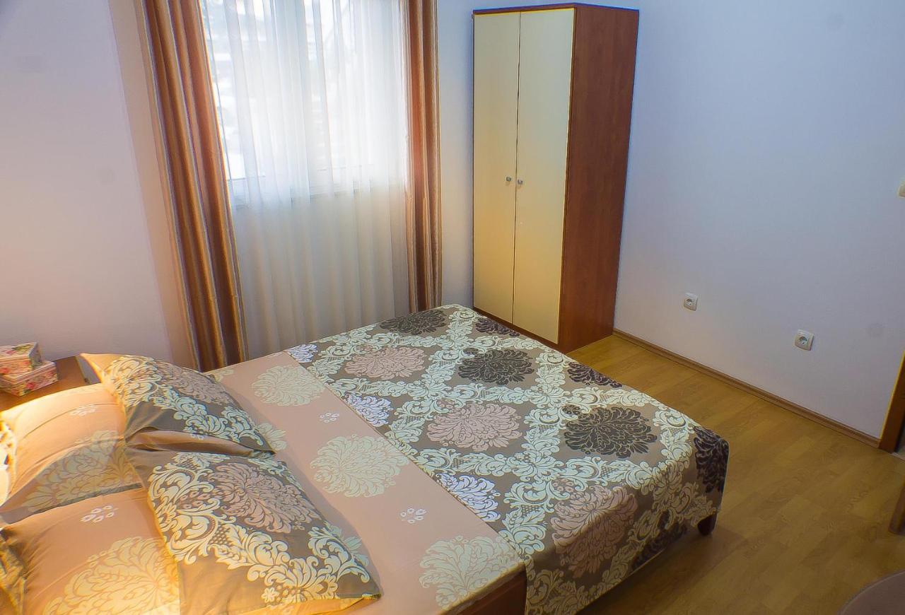 Dmm Apartments Tivat Exterior photo